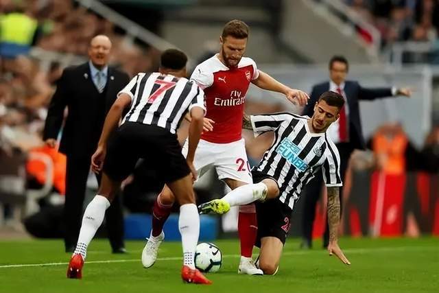 海特勒伊达将以租借身份加入埃因霍温，有望买断费用1500万欧元